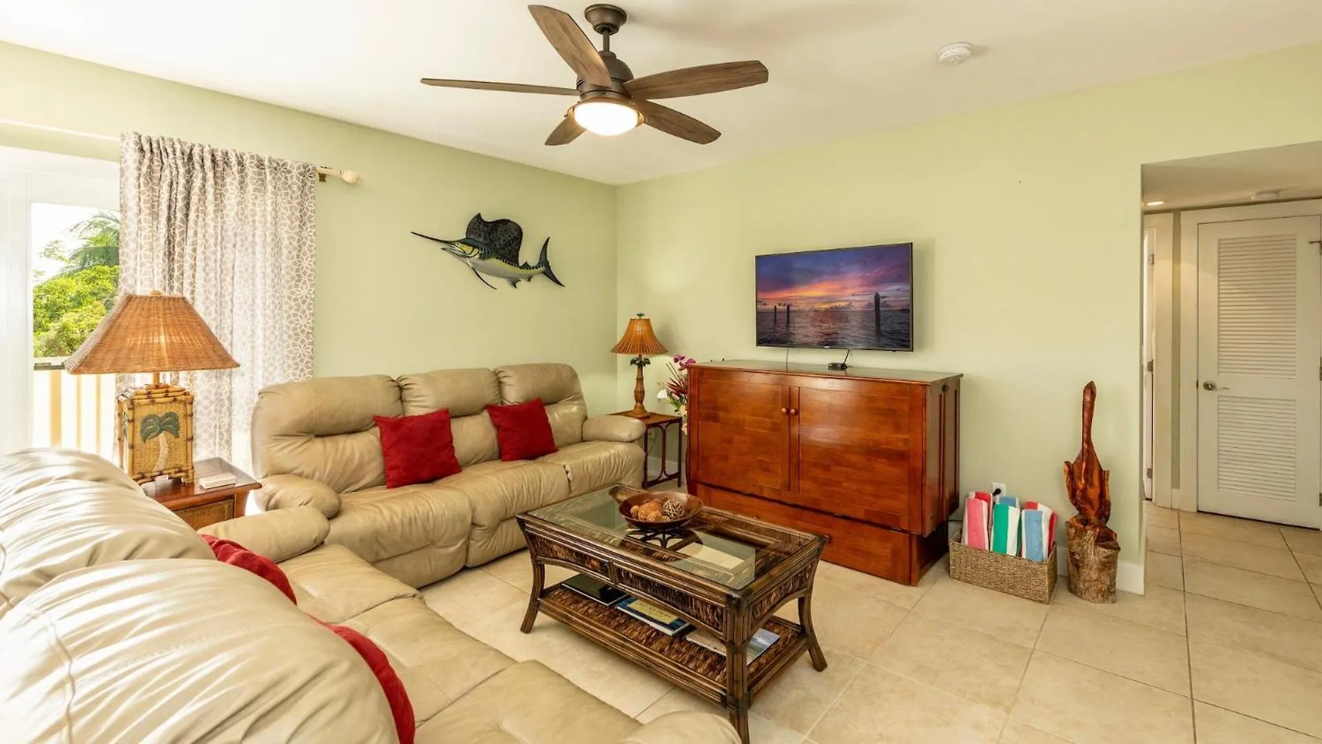 Apartment Coastline Comfort By Last Key Realty Key West United States